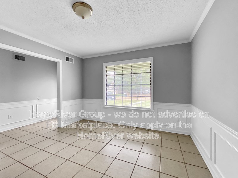 Available Now | Pets Welcome | Covered Porch property image