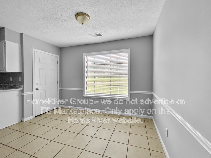 Available Now | Pets Welcome | Covered Porch property image