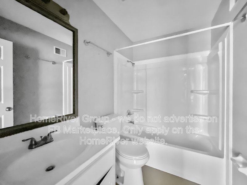Available Now | Pets Welcome | Covered Porch property image