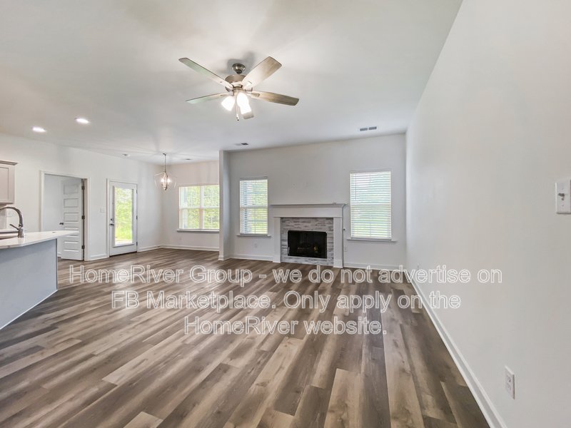 Now Leasing ! property image
