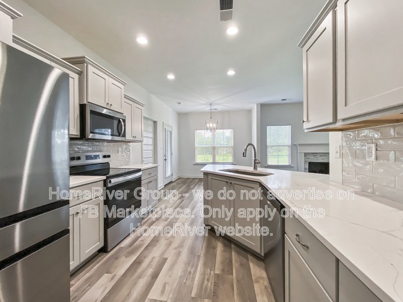 Now Leasing ! property image