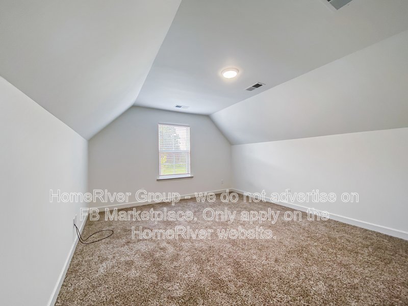 Now Leasing ! property image