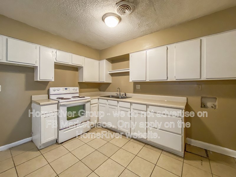 3 BR Memphis Townhome! property image