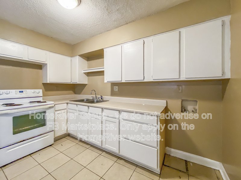 3 BR Memphis Townhome! property image