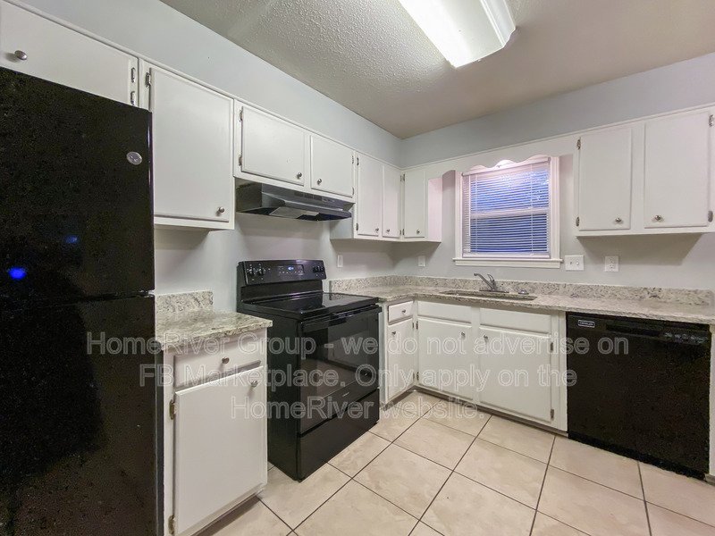 Available Now | Pets Welcome property image