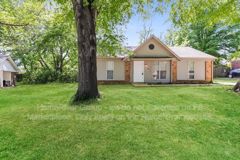 Coming Soon | Pets Welcome | Covered Patio property image