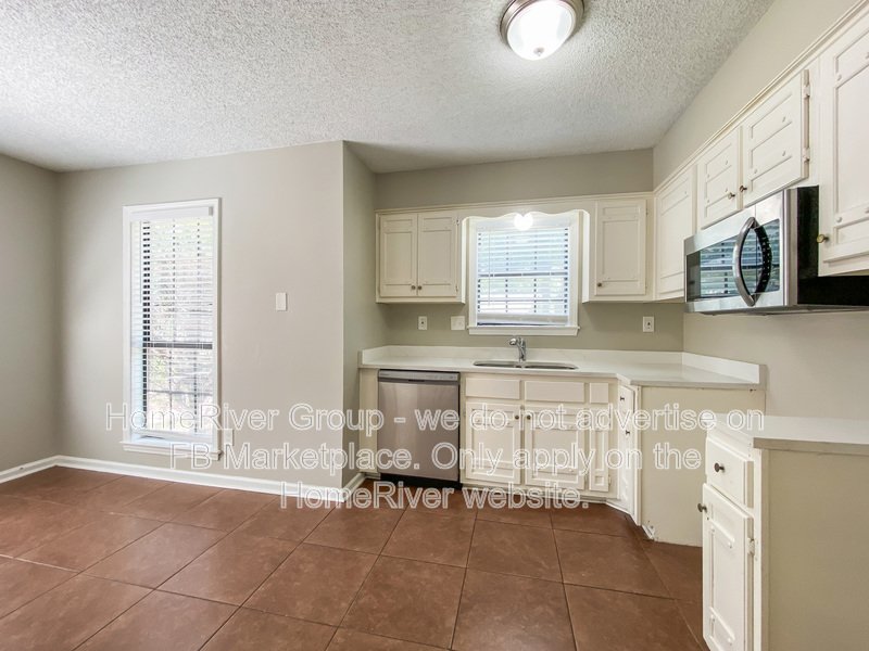 Available Now | Pets Welcome | 2 Car Garage | Covered Front Porch property image
