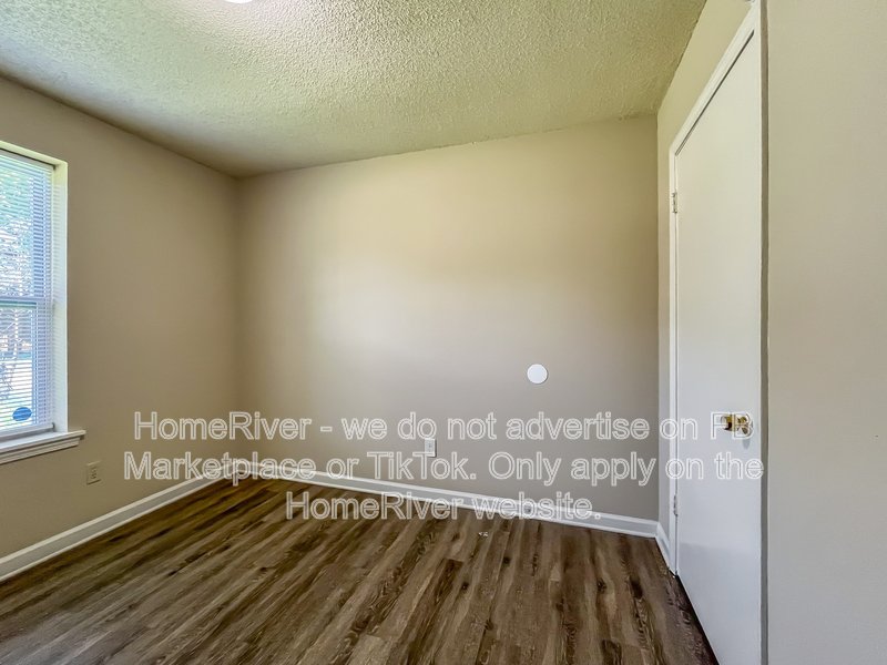 3 Bedroom in Northaven | Section 8 Vouchers Accepted | Fenced Yard property image