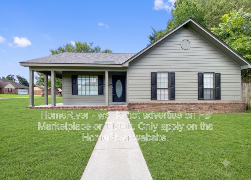 Available Now | Pets Welcome | Covered Porch property image