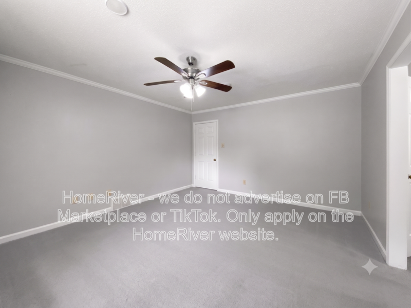 Available Now | Pets Welcome |  2 Car garage | Covered Front Porch property image