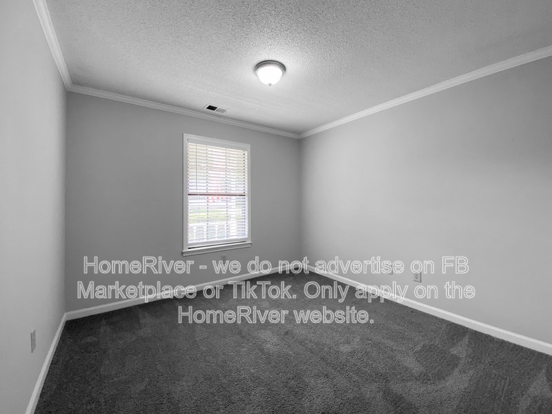 Available Now | Pets Welcome |  2 Car garage | Covered Front Porch property image