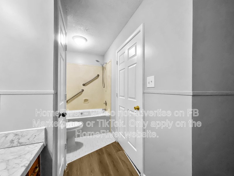 Available Now | Pets Welcome | 2 Car Garage | Covered Front Porch property image