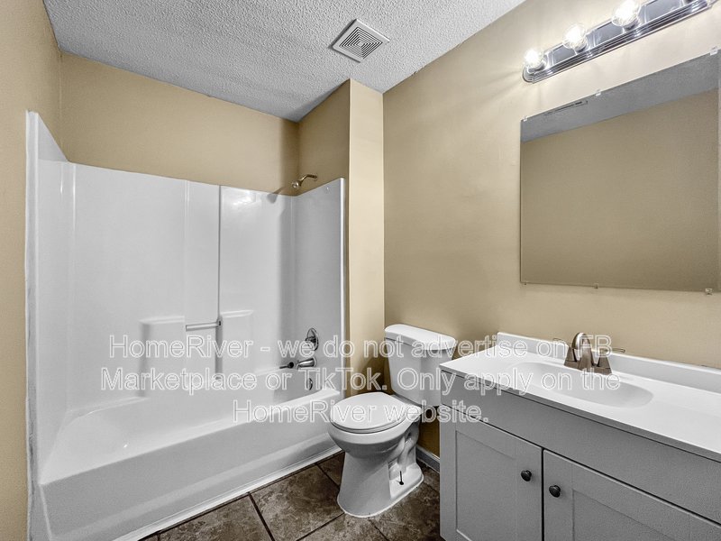 3BR Duplex | W/D Included | Quick Move-In Available property image