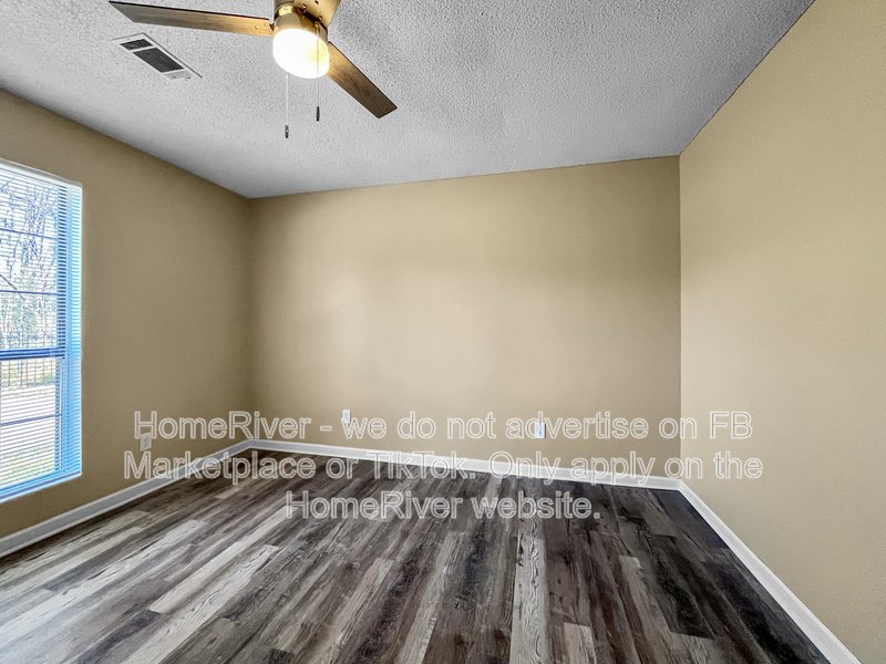 3BR Duplex | W/D Included | Quick Move-In Available property image
