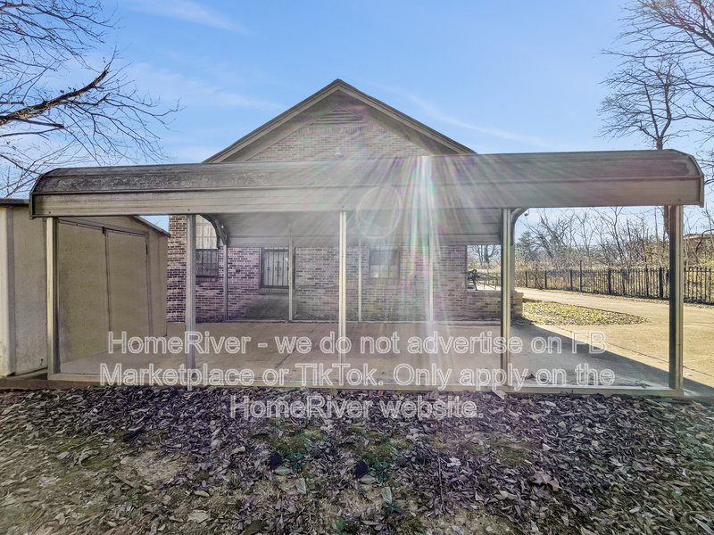 3BR Duplex | W/D Included | Quick Move-In Available property image
