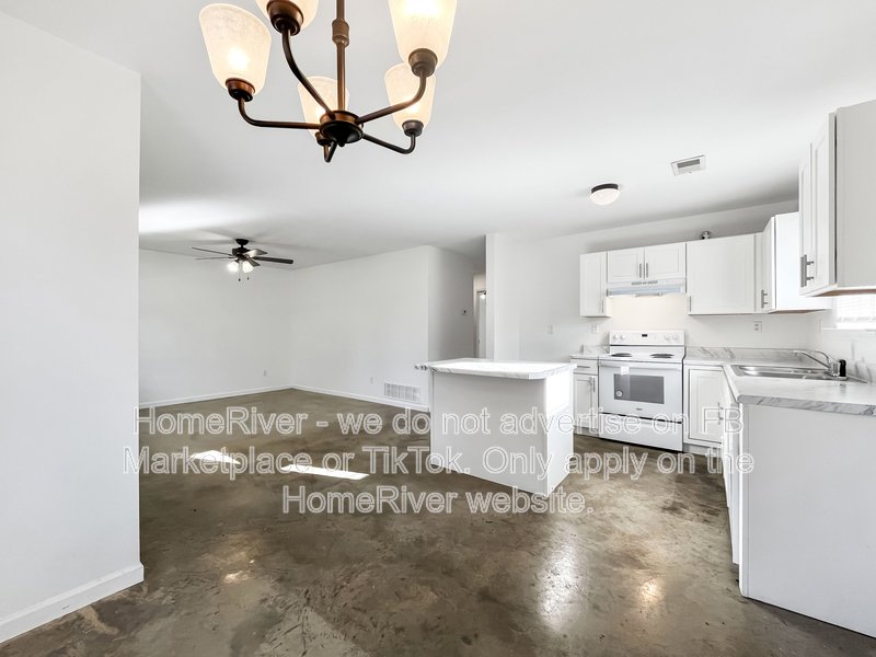 4 Bedroom | Open Floor Plan | Pet Friendly property image
