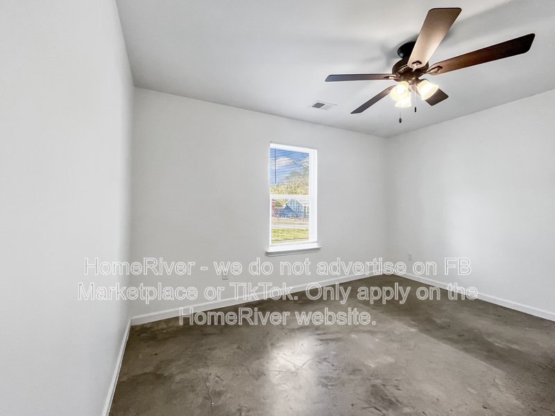 4 Bedroom | Open Floor Plan | Pet Friendly property image