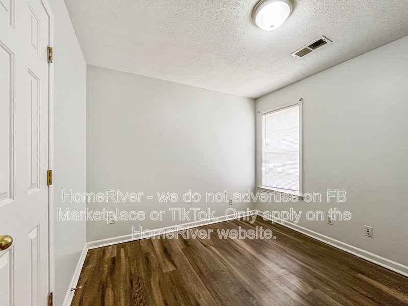 3 Bedroom | LVP Flooring | Double Garage | Fenced Yard property image