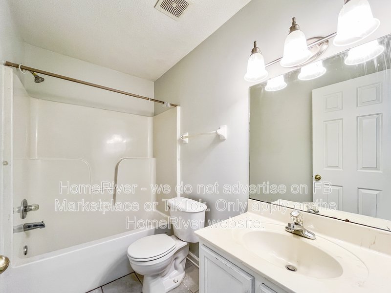 3 Bedroom | LVP Flooring | Double Garage | Fenced Yard property image
