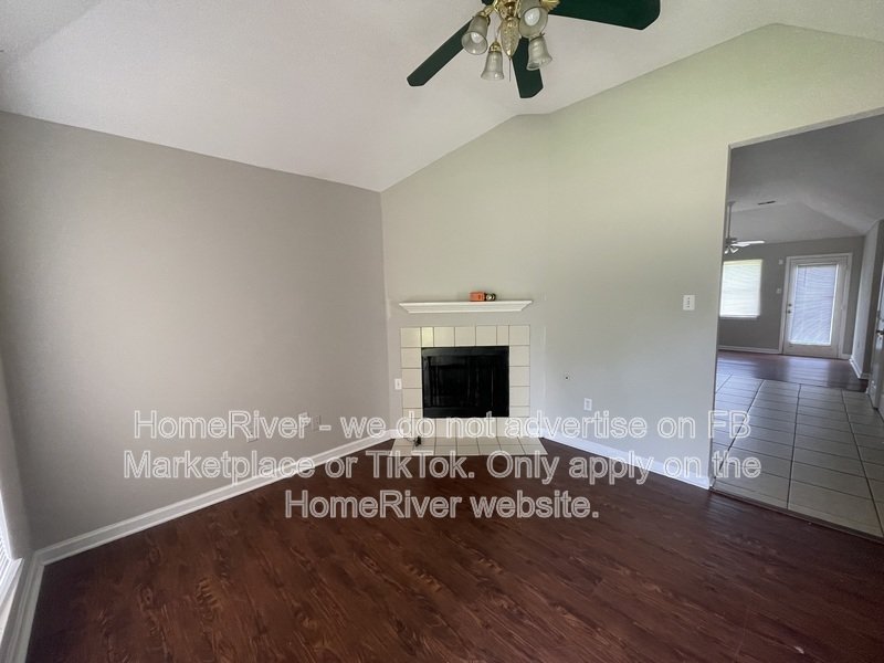 Pet-Friendly | Single Garage | Open Floor Plan property image