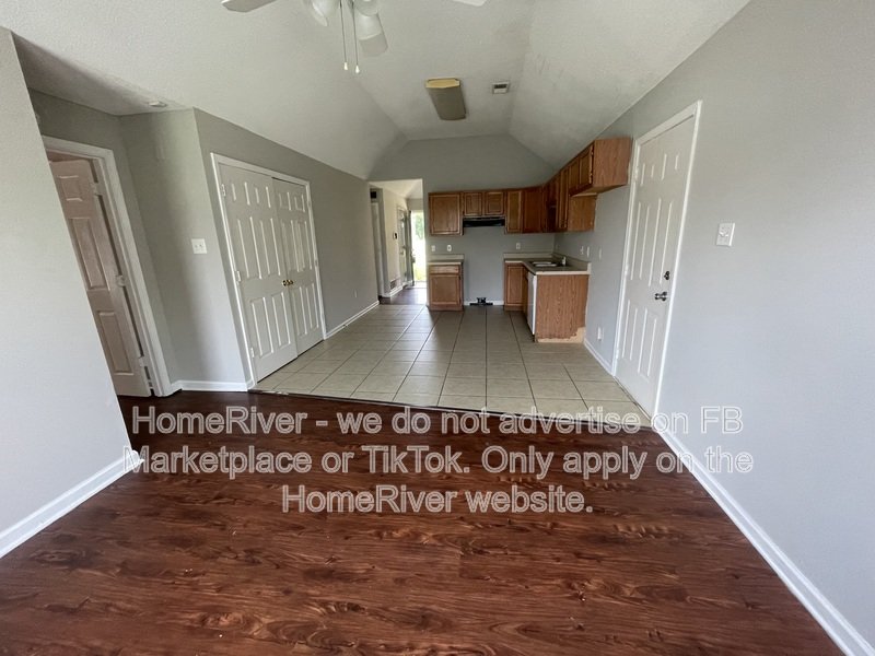 Pet-Friendly | Single Garage | Open Floor Plan property image