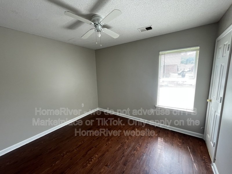 Pet-Friendly | Single Garage | Open Floor Plan property image