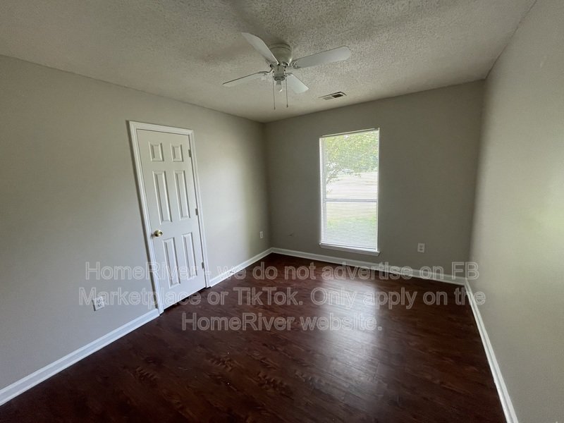 Pet-Friendly | Single Garage | Open Floor Plan property image