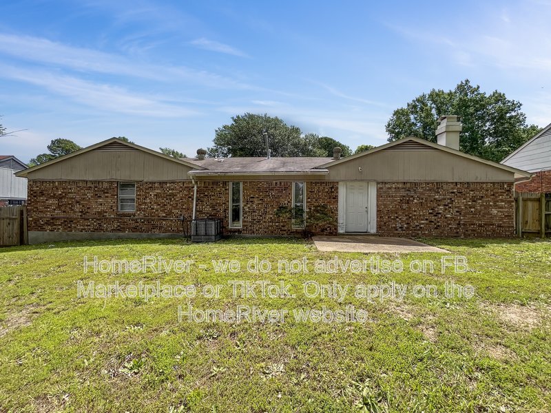 Great Hickory Hill Home |  Pet Friendly  | Freshly Painted Interior property image