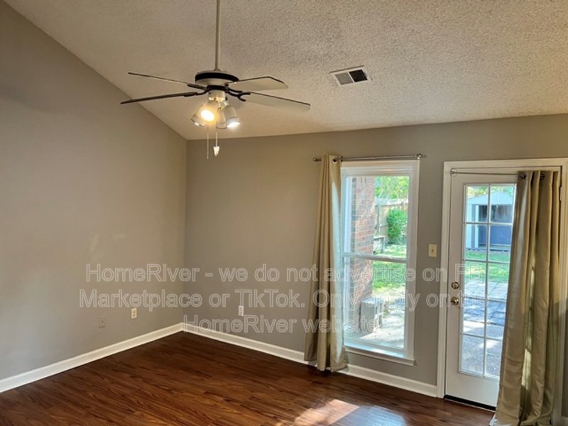 Cordova Zero-Lot | Pet Friendly property image