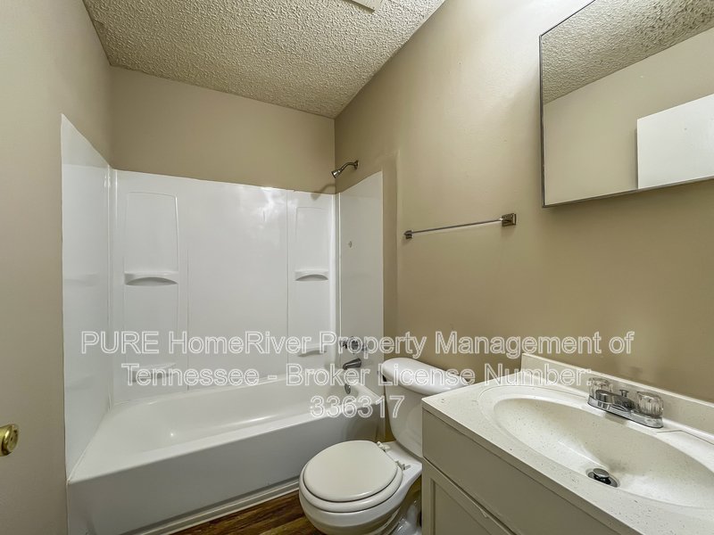 3 Bedroom in Northaven | Section 8 Vouchers Accepted | Fenced Yard property image