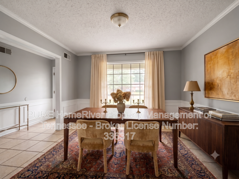 Available Now | Pets Welcome | Covered Porch property image