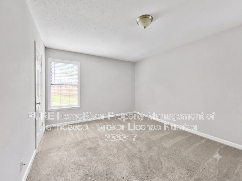 Available Now | Pets Welcome | Covered Porch property image