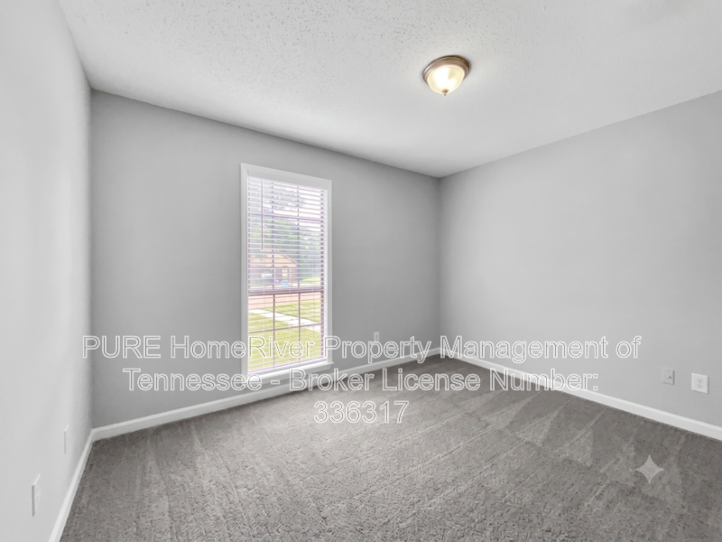 Available Now | Pets Welcome | Covered Porch property image