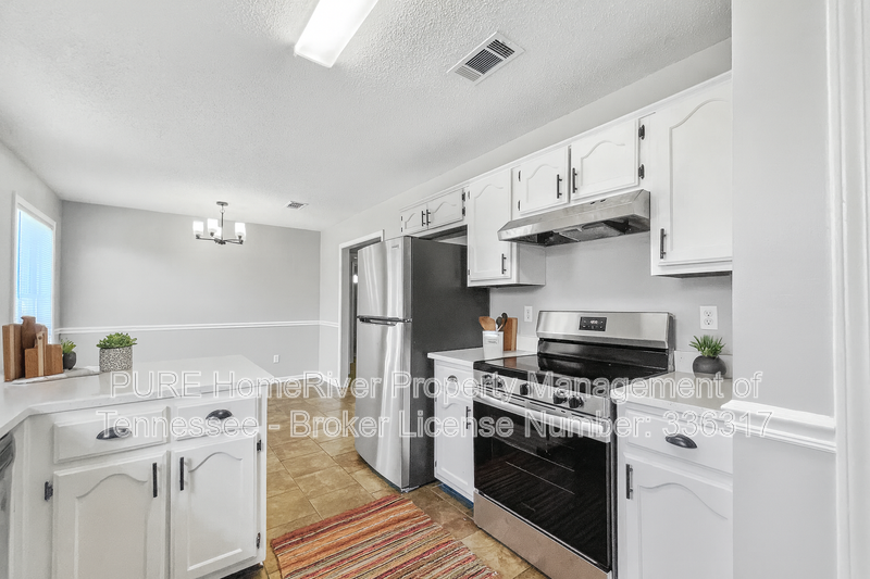 Available Now | Pets Welcome | 2 Car Garage | Covered Front Porch property image