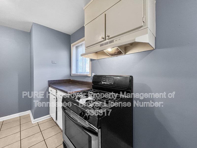 4 Bedroom | Pet-Friendly | Split Bedroom Plan | Section 8 Vouchers Acc property image