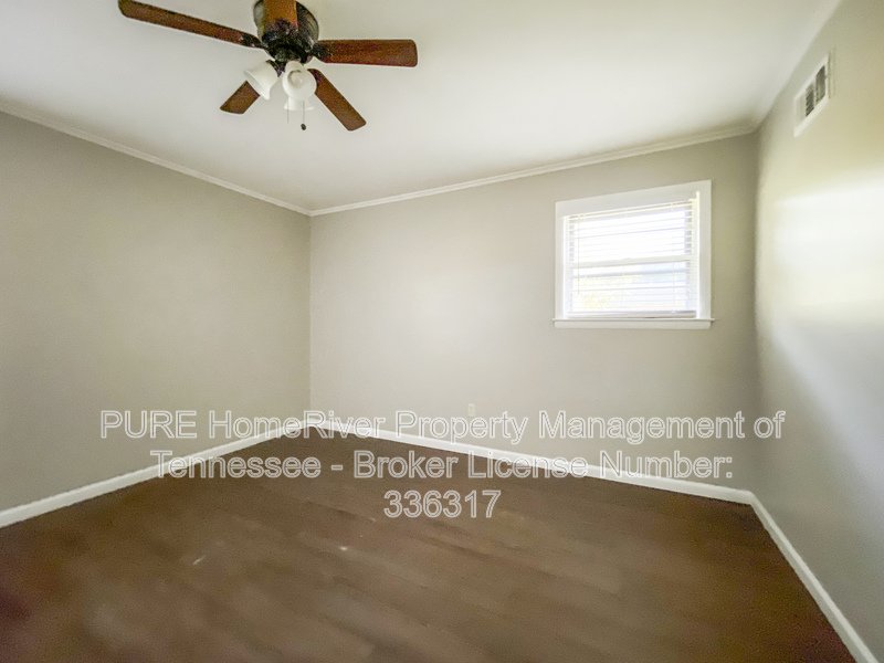 3 Bedroom | Hardwood Floors | Fenced Yard property image