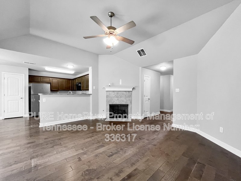 Newer 3 Bedroom Home | Split Bedroom Plan | Double Garage property image