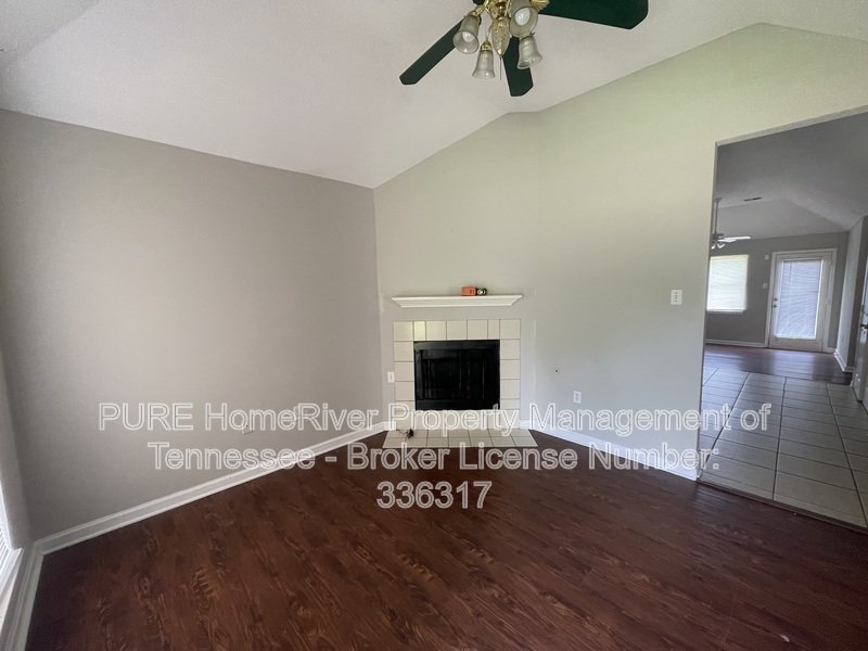 Pet-Friendly | Single Garage | Open Floor Plan property image