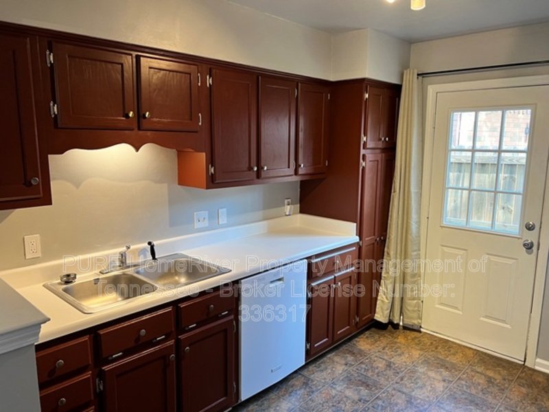 Cordova Zero-Lot | Pet Friendly property image