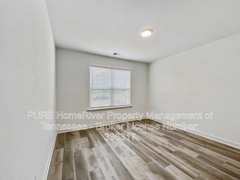Now Leasing ! property image