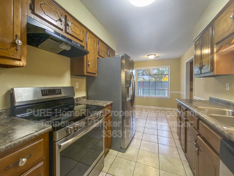 Available Now | Pets Welcome | Attached Garage | Covered Front Porch property image