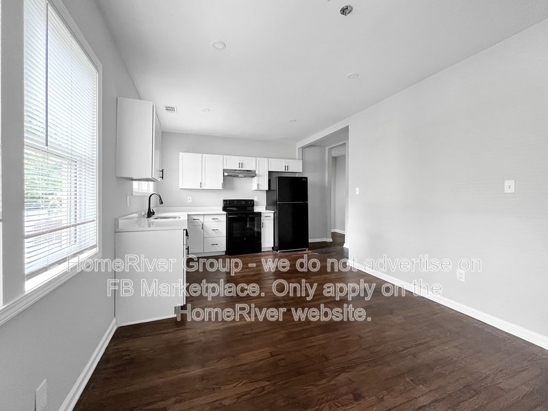 Available Now! Amazing 2 bed 2 bath home! property image