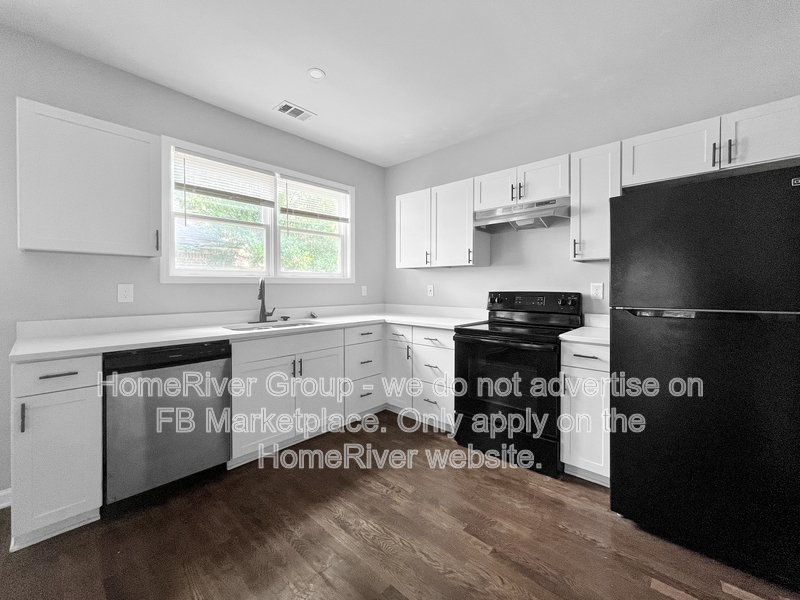 Available Now! Amazing 2 bed 2 bath home! property image