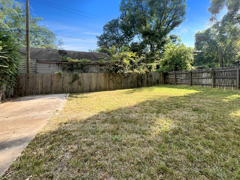 Available Now! Amazing 2 bed 2 bath home! property image