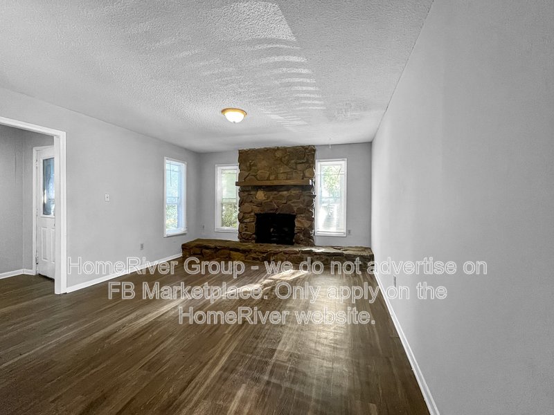 3 Bed / 2 Bath Single-Family Home for Rent ? Hillshire Subdivision property image