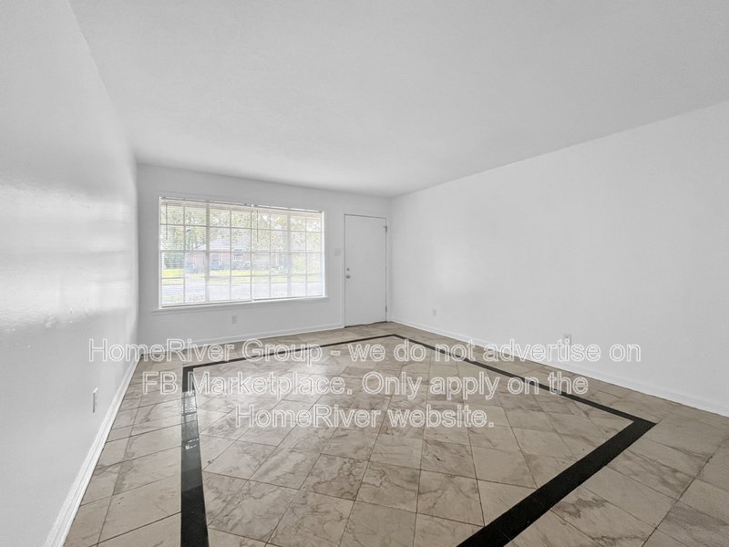 Charming Highland Heights Duplex ? 2 Bed, 1 Bath property image