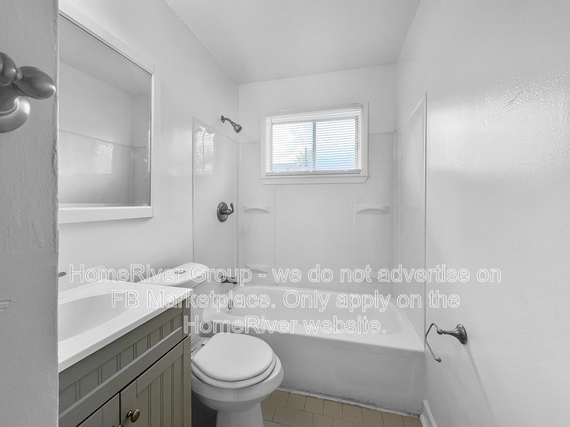 Charming Highland Heights Duplex ? 2 Bed, 1 Bath property image