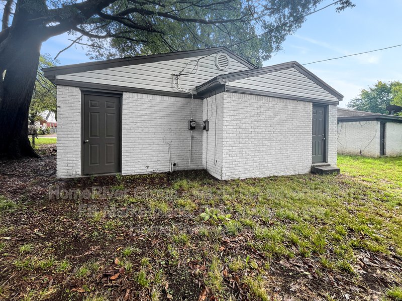 Charming Highland Heights Duplex ? 2 Bed, 1 Bath property image