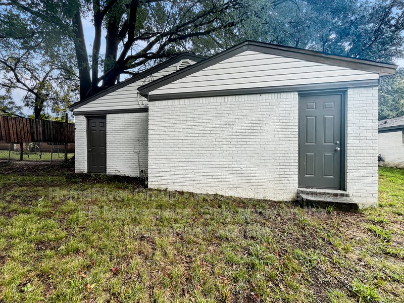 Charming Highland Heights Duplex ? 2 Bed, 1 Bath property image